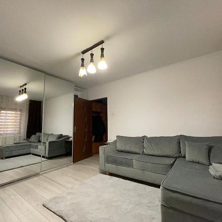 BîrladApartament Gallamar公寓 外观 照片